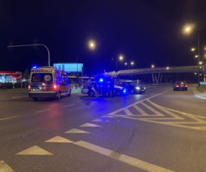 Wypadek drogowy, Warszawa, skrzyżowanie ul. Poligonowej z Ostrobramską