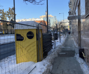 Tramwaj wzdłuż ul. Rakowieckiej w Warszawie w styczniu 2026