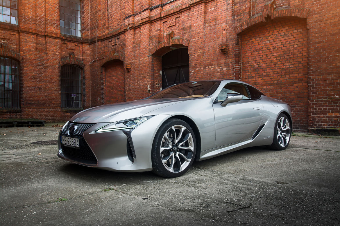 Lexus LC500h 3.5 V6 359 KM Superturismo