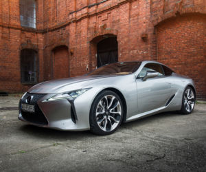 Lexus LC500h 3.5 V6 359 KM Superturismo