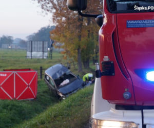 Ochaby: Nie żyje 37-latka. Dwójka dzieci, z którymi podróżowała trafiły do szpitala