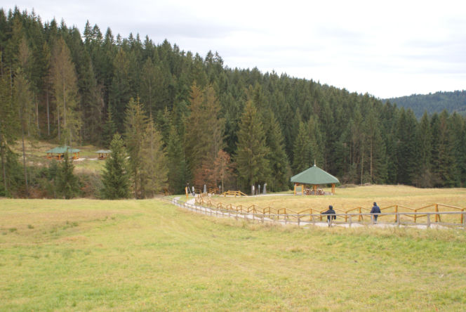 Niezwykła wieś w Beskidach na granicy trzech państw