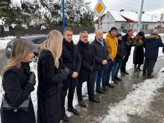 Odsłonięcie tablicy poświęconej Władysławie Iwańskiej