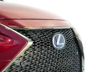 Lexus ES 300h F Sport