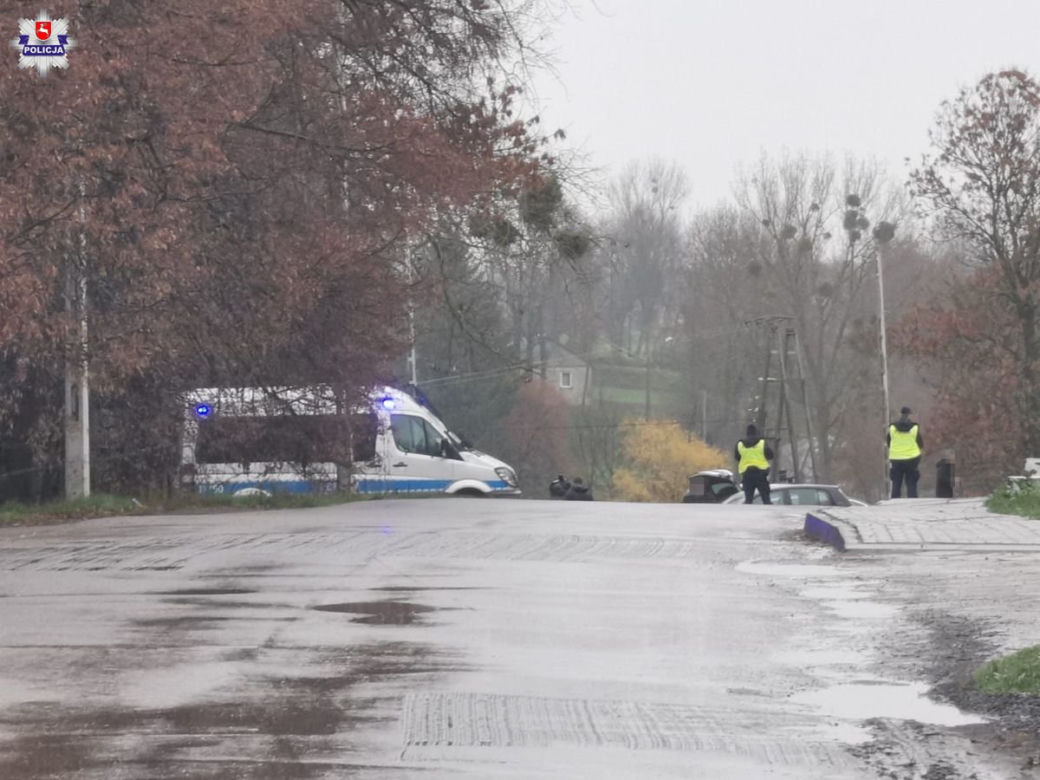Służby nadal pracują w miejscowości Przewodów. Zobacz