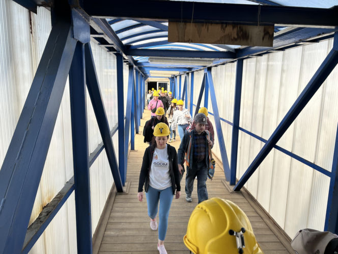 Trening fitness na stepie 600 metrów pod ziemią. Poznanianki zawalczyły o rekord Guinnessa