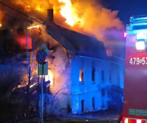 Tajemniczy pożar pensjonatu i zwęglone ciało. Prokuratura bada zagadkowe wątki