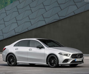 Mercedes-Benz Klasy A sedan