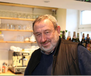 Tadeusz Drozda w kawiarni Zieleniak