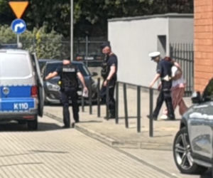 Lutoryż. Magdalena H.  zakopywała w ogródku pod domem ludzkie płody