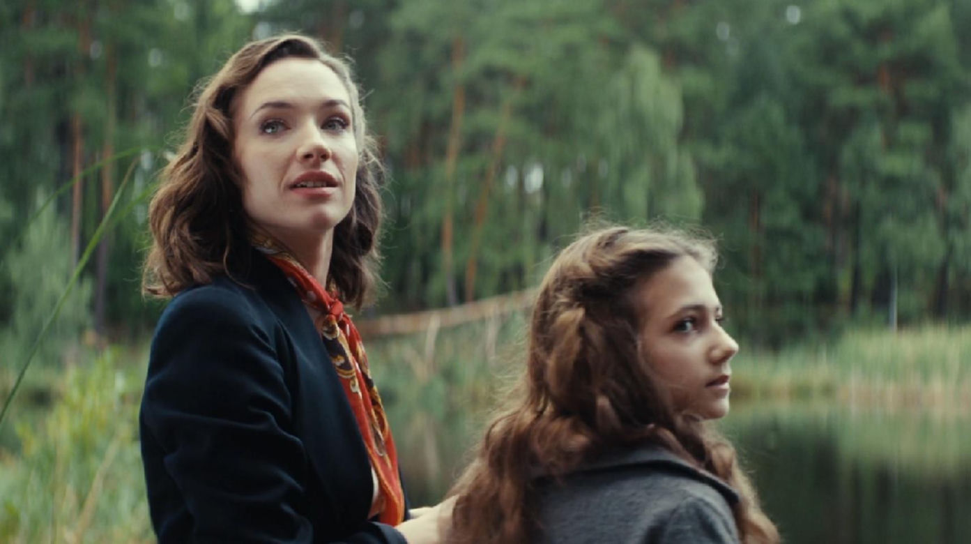 Zatoka szpiegów 2, odcinek 16. Eva (Sonia Mietielica), Jadzia (Ninel Kos)