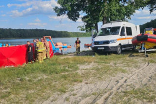 Tragedia nad jeziorem w Kujawsko-Pomorskiem! Nie żyje 18-letni mężczyzna