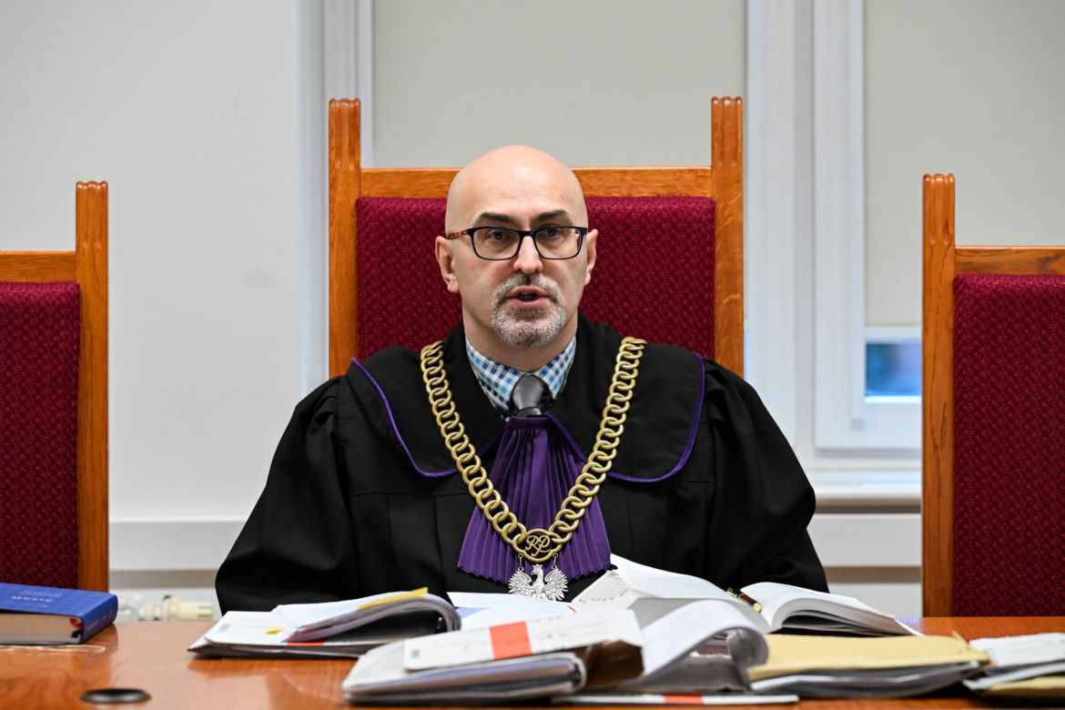 Skrzywdził dwie kobiety. 44-latek stanął przed sądem
