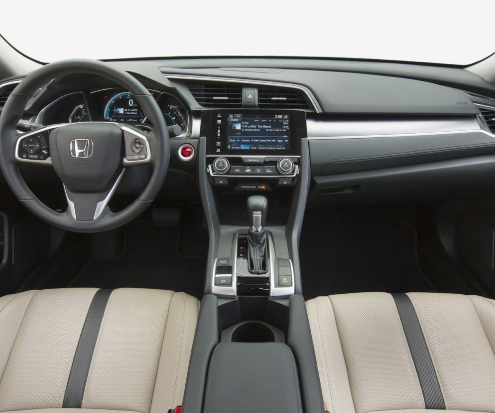 Honda Civic wnętrze