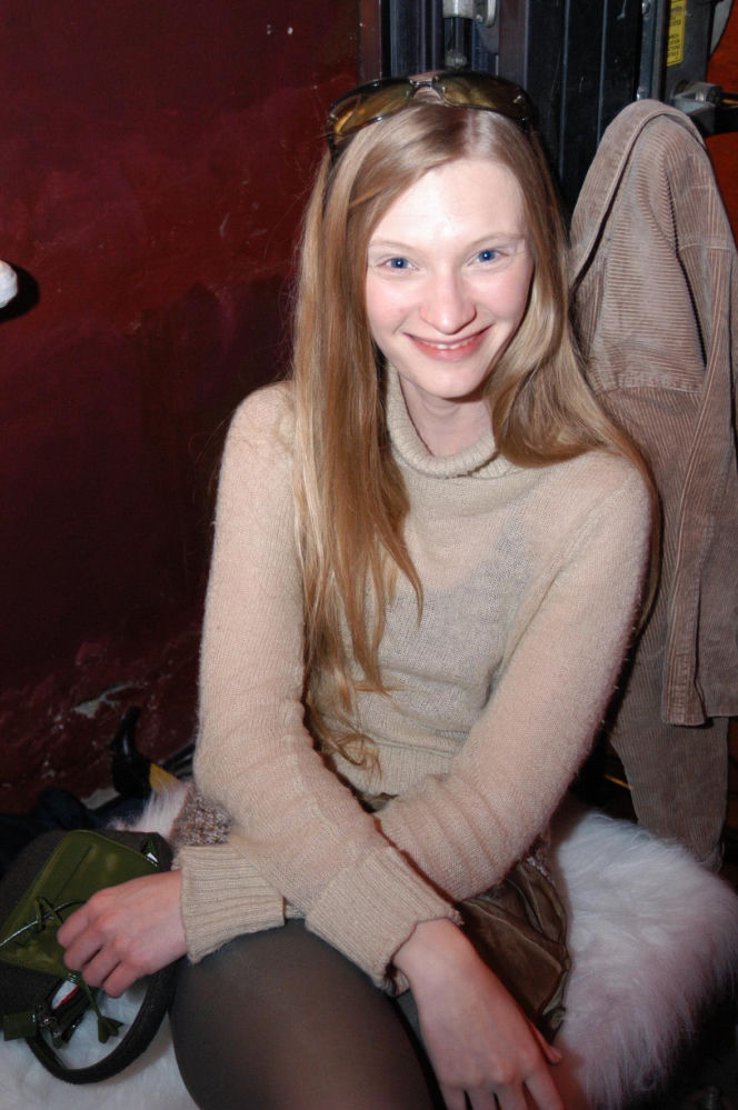 Agata Buzek kiedyś wyglądała zupełnie inaczej. Tak zmieniała się przez lata