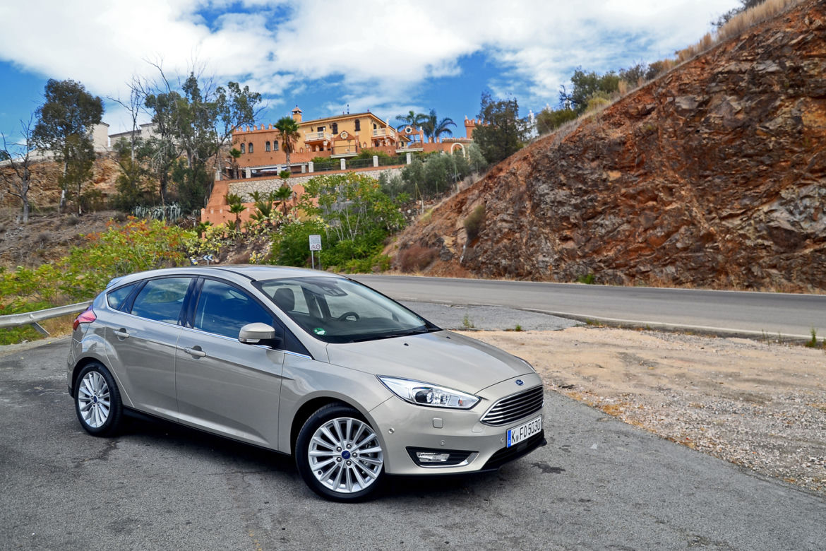 Ford Focus lifting 2015