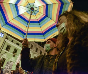 Strajk kobiet w Toruniu. Tańce, straż pod kościołem i wiele więcej - środa (28.10.2020)