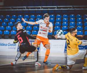 FC Toruń - Constract Lubawa 2:4, zdjęcia z zaległego meczu w Arenie Toruń