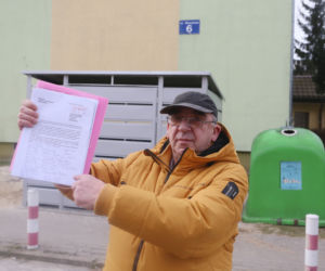 Wojna o płot i śmietnik. Konflikt mieszkańców na osiedlu w Pruszkowie