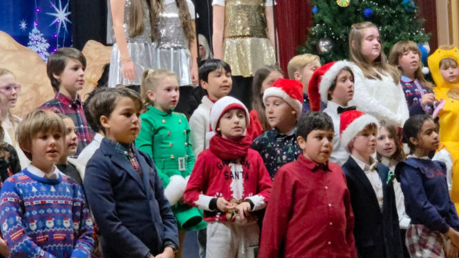 Świąteczne show w Akademii Katolickiej św. Stanisława Kostki