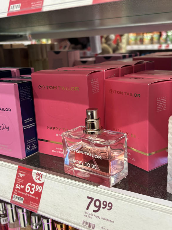 Wyprzedaż perfum w Rossmannie