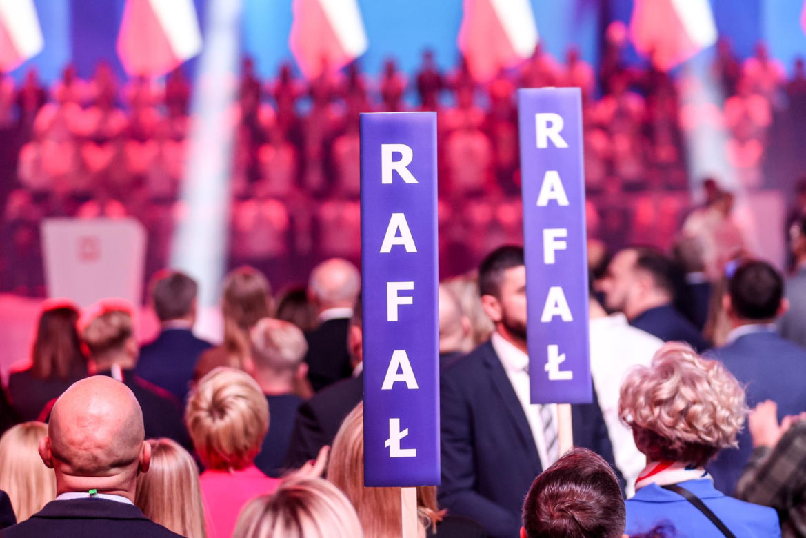 Konwencja PO w Gliwicach 7.12.2024. Wszyscy czekają na Rafała Trzaskowskiego