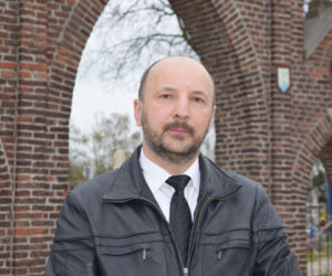 W Stalowej Woli nie umiera się za „co łaska”? Pogrzeb to drogi szpas!