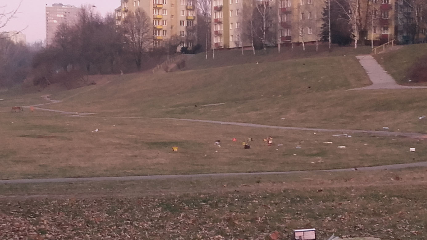 Bałagan po sylwestrowym imprezowaniu