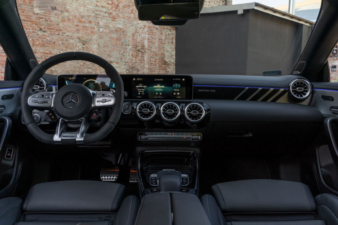 Mercedes-AMG CLA 45 S 4MATIC+ Shooting Brake