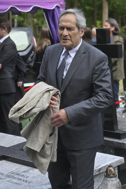 Pogrzeb Ewy Dałkowskiej. Pożegnali ją Macierewicz i Gliński 