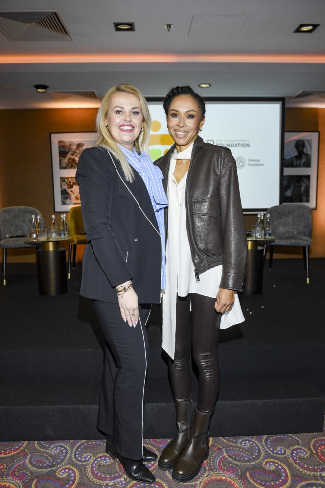 "Pokochaj swoje ciało": Omenaa Mensah, Joanna Przetakiewicz, Ewa Chodakowska, Kinga Zawodnik, Maffashion