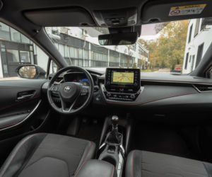 Toyota Corolla Hatchback 1.2 Turbo 116 KM 6 M/T 