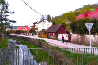 To miasto w Małopolsce zachwyca jednym z najpiękniejszych rynków. Dopiero w PRL-u odzyskało swoje prawa