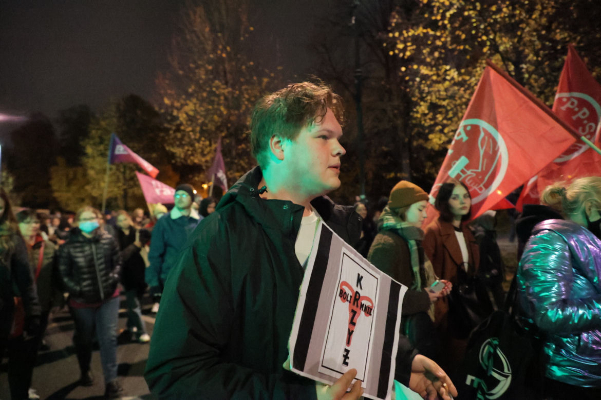Strajk Kobiet w Warszawie. Tłumy znów wychodzą na ulice