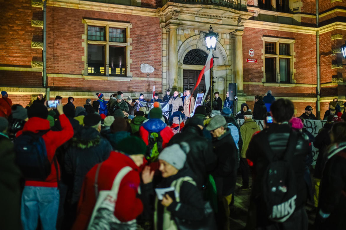 Protest w Gdańsku. Mieszkańcy chcą dymisji Dulkiewicz