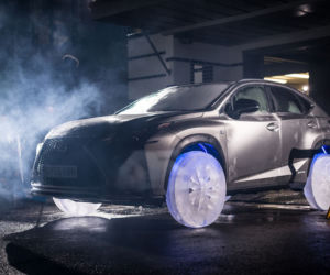 Lexus NX 300h na kołach wyciosanych z lodu