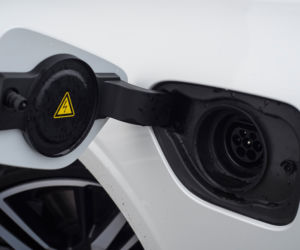 Volvo V60 T8 Twin Engine AWD R-Design AT8