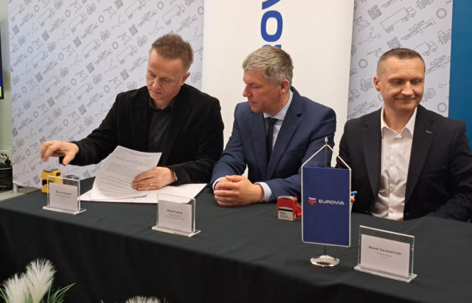 Podpisanie umowy na remont ul. Lwowskiej w Tarnowie