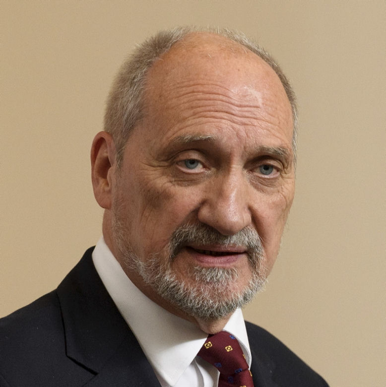 Antoni Macierewicz - minister obrony narodowej