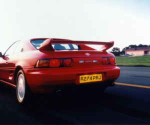 Toyota MR2