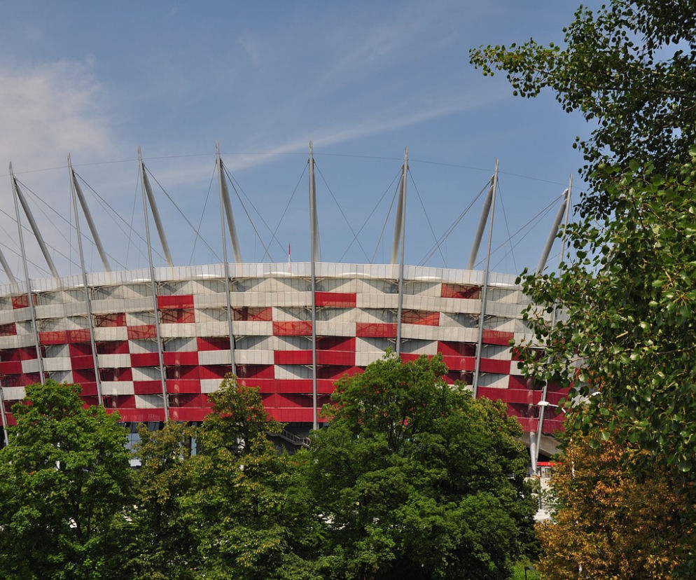 Szpital Narodowy w Warszawie. Gigantyczna kwota za jego sprzątanie!