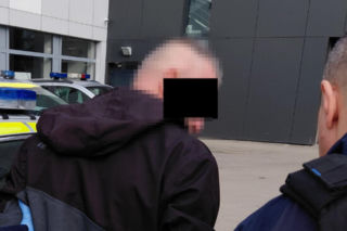 Piekło matki nie miało końca. Jej syn po raz kolejny trafi do więzienia za znęcanie się nad nią