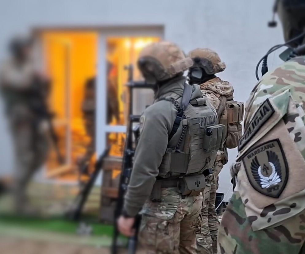 Rozbity gang samochodowy z Mazowsza. Ich specjalny kaskader doprowadzał do celowych stłuczek