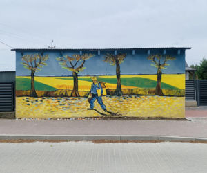 Kolorowe domy inspirowane twórczością Vincenta van Gogha zamieniły wieś liczącą zaledwie stu mieszkańców w prawdziwą atrakcję turystyczną