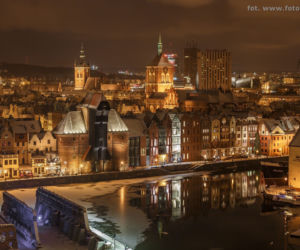 Gdańsk nocą.