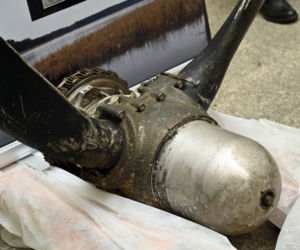 Przez lata spoczywały na dnie jeziora. Pozostałości latającej fortecy trafiły do szczecińskiego muzeum