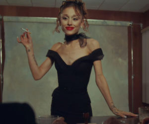 Ariana Grande w teledysku do petal