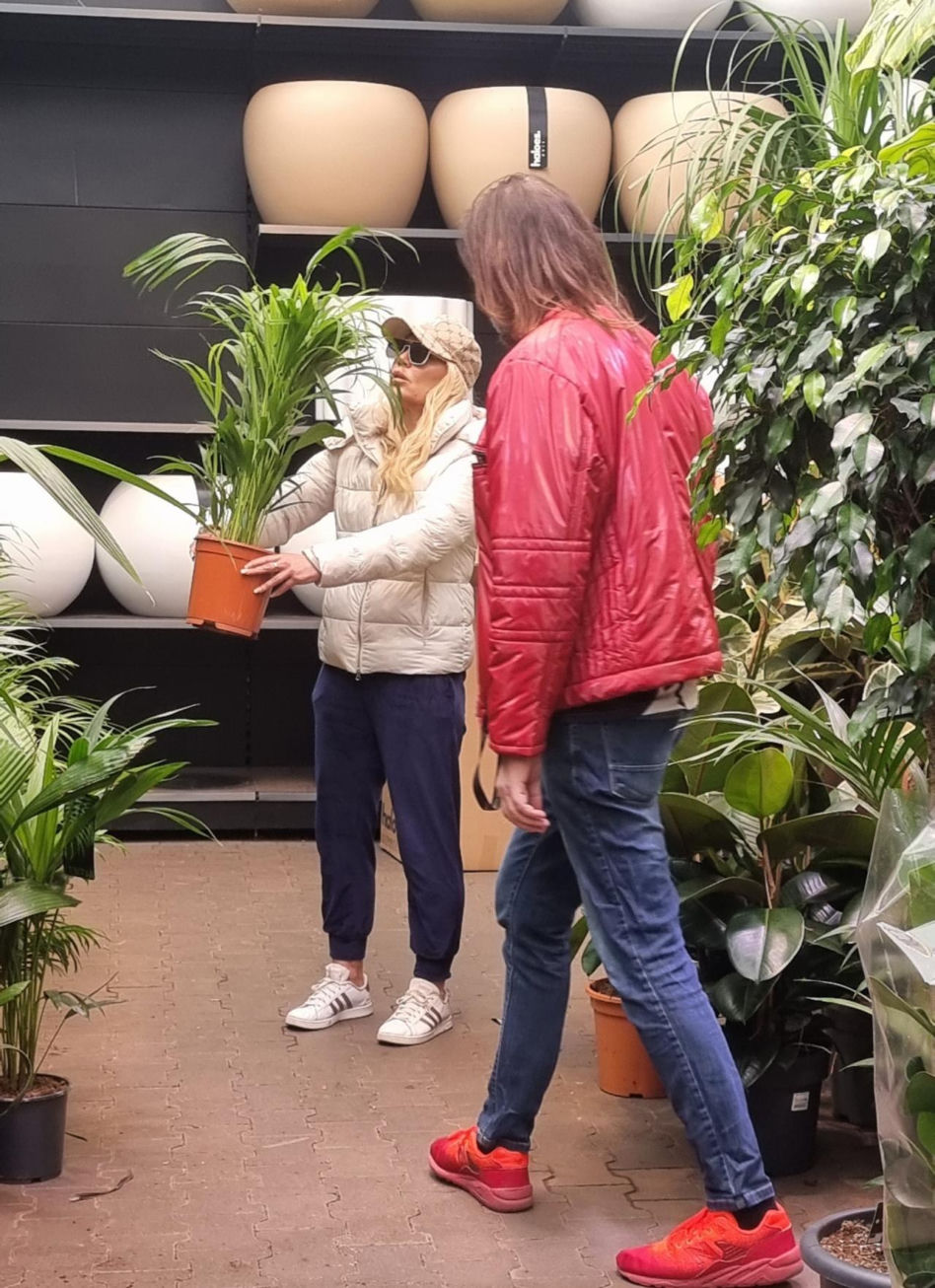Monika Jarosińska robi sobie dżunglę