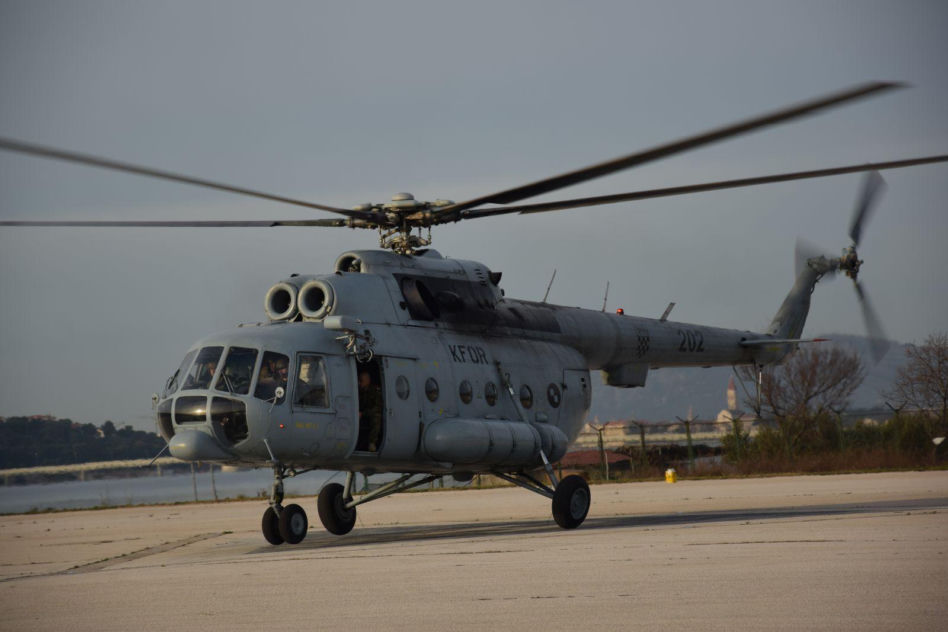 Chorwackie śmigłowce Mi-8MTV-1 oraz UH-60M Black Hawk