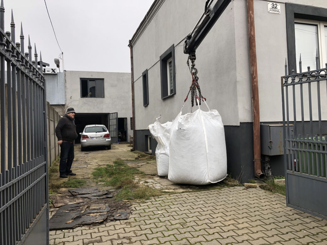 Węgiel od samorządu. Pierwsze dostawy w Łodzi